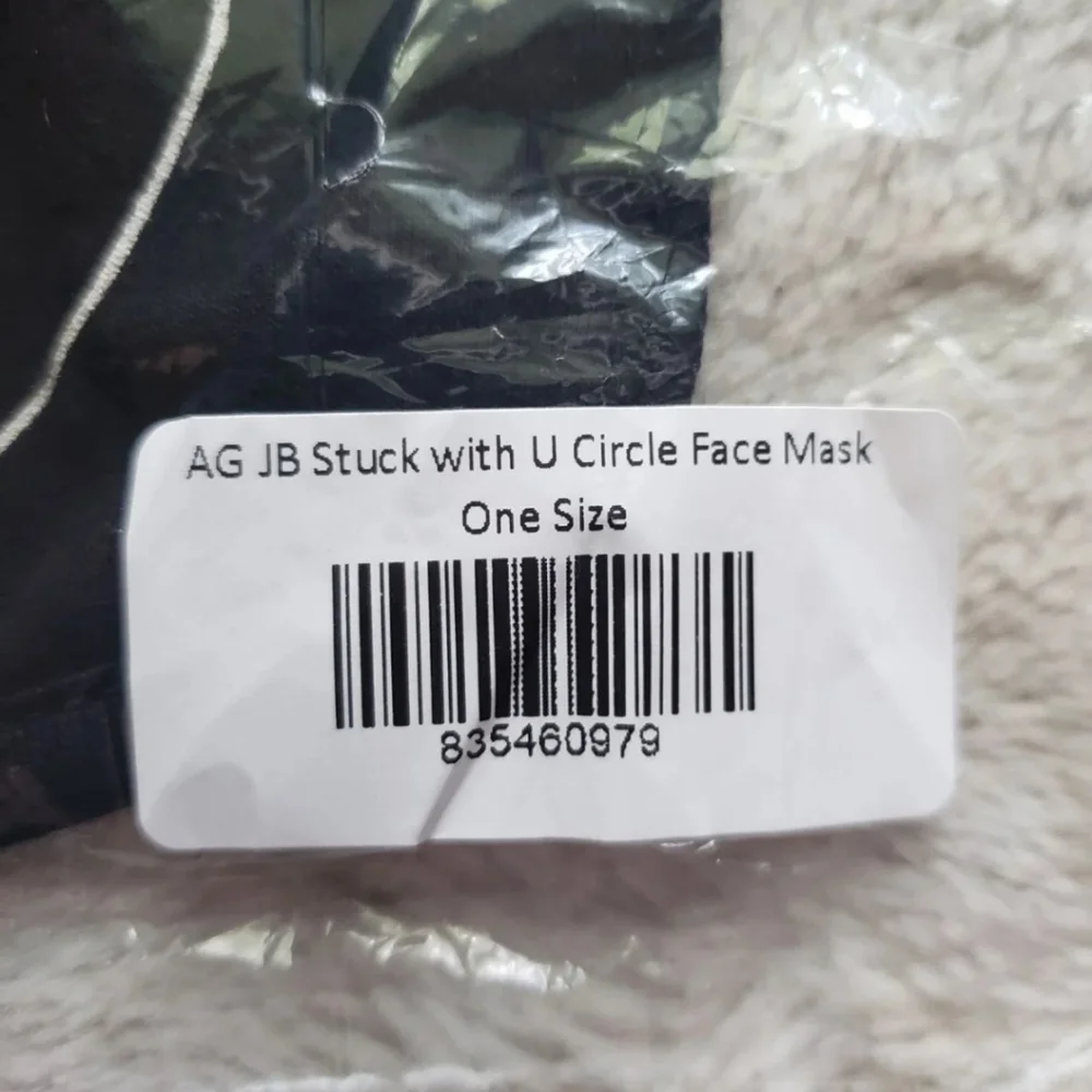 Ariana Grande Stuck with U Face Mask